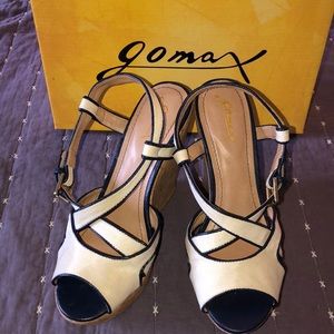 Navy and White cloth pin-up kitten heels.